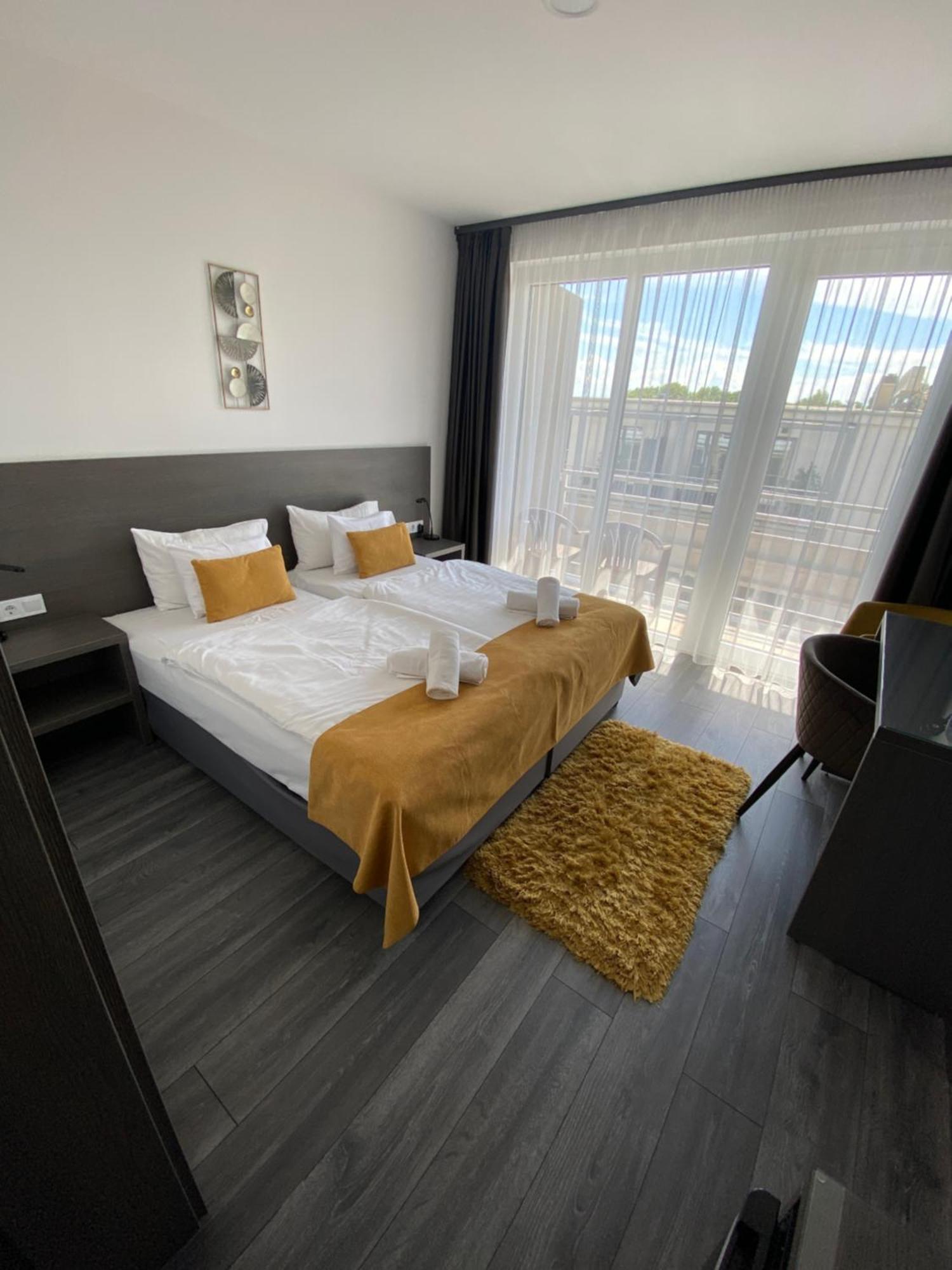 Hotel Csopak Resort & Lake Dış mekan fotoğraf